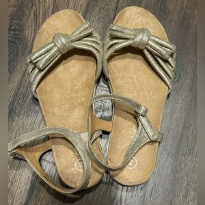 Cat&Jack Karissa gold sandals